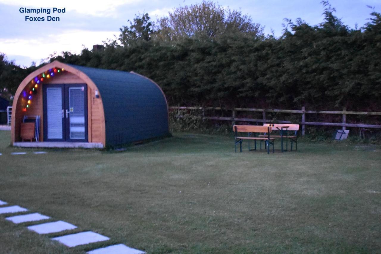 Lanterns Shepherds Huts & Glamping Happisburgh エクステリア 写真