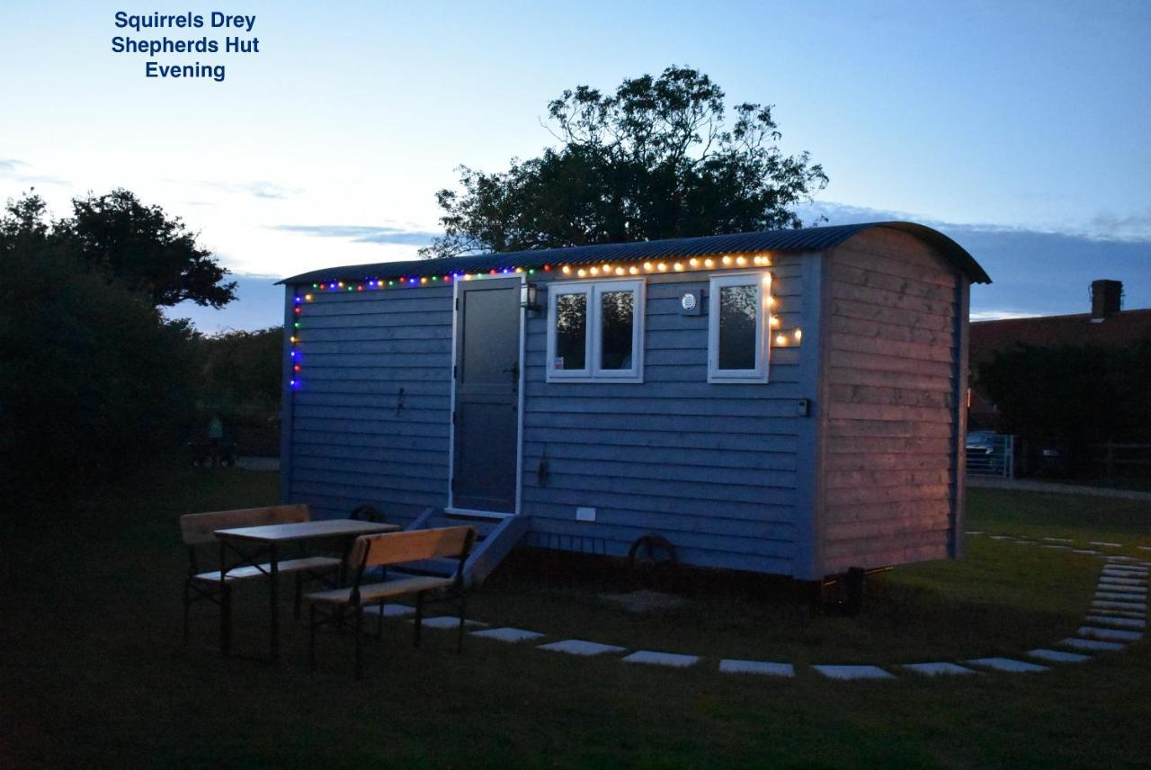 Lanterns Shepherds Huts & Glamping Happisburgh エクステリア 写真