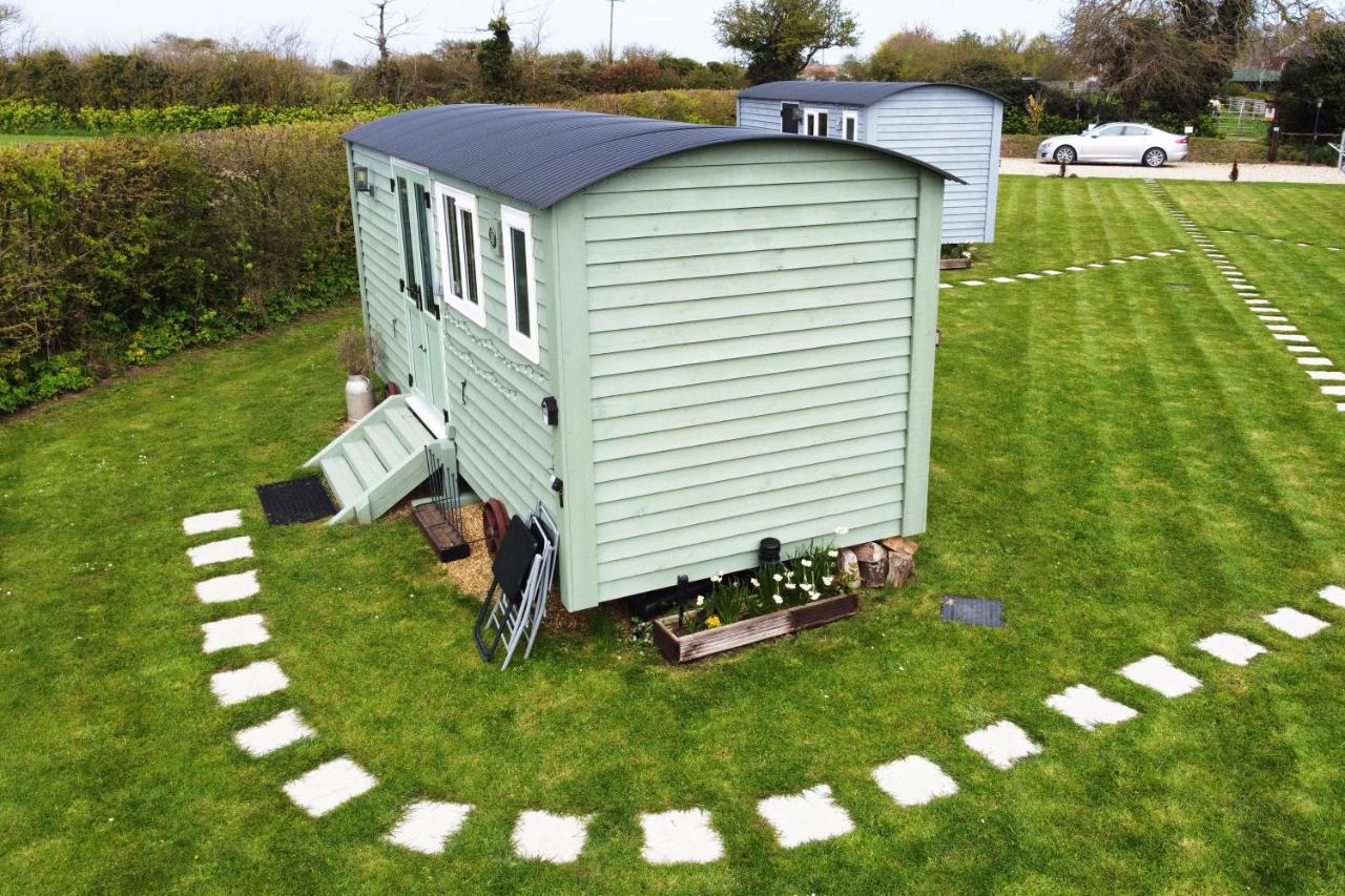 Lanterns Shepherds Huts & Glamping Happisburgh エクステリア 写真