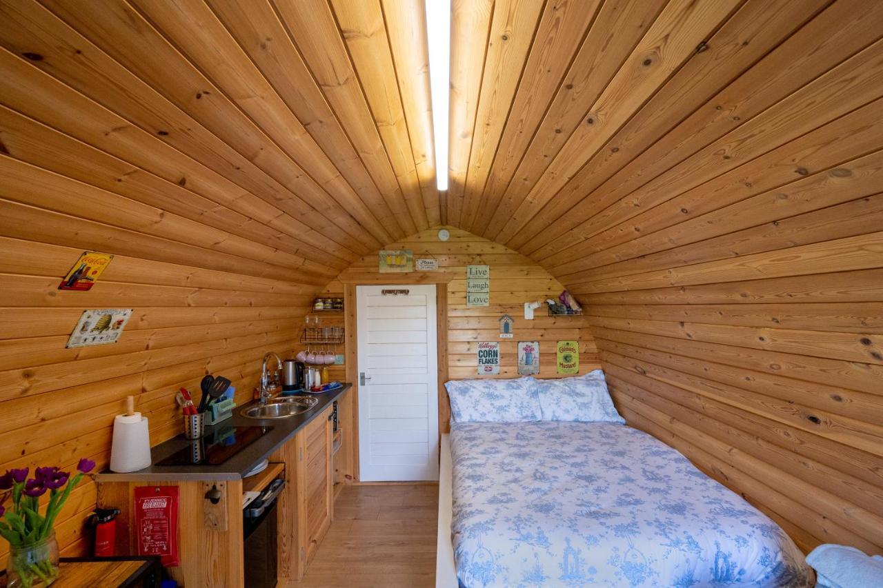 Lanterns Shepherds Huts & Glamping Happisburgh エクステリア 写真