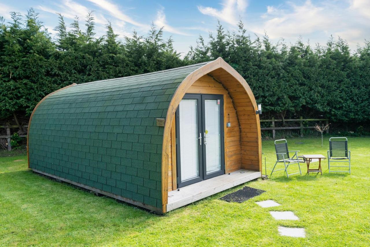 Lanterns Shepherds Huts & Glamping Happisburgh エクステリア 写真