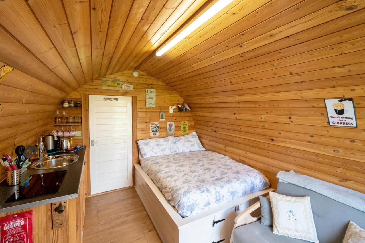 Lanterns Shepherds Huts & Glamping Happisburgh エクステリア 写真